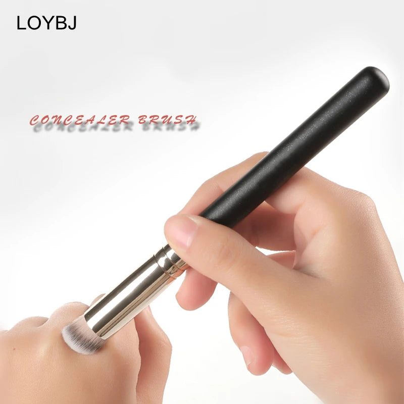 LOYBJ 170 Foundation Makeup Brush