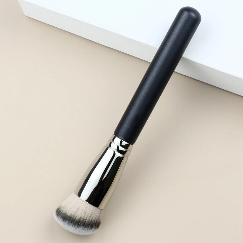 LOYBJ 170 Foundation Makeup Brush